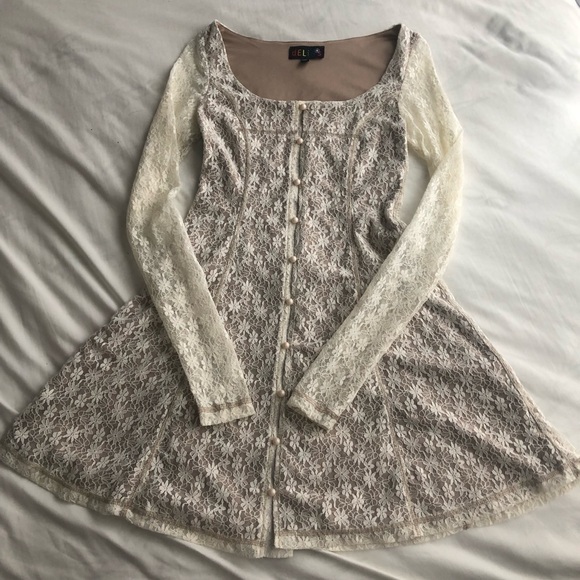 dELiA*s Beige Floral Dress - Picture 3 of 7